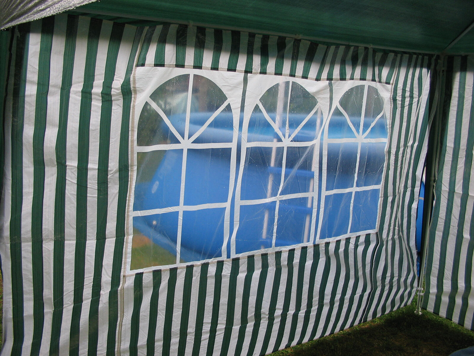 stěna k altánu 295x190cm s oknem PRUHY BÍ/ZE 0 Kg MTA MAXMIX Sklad14 767920