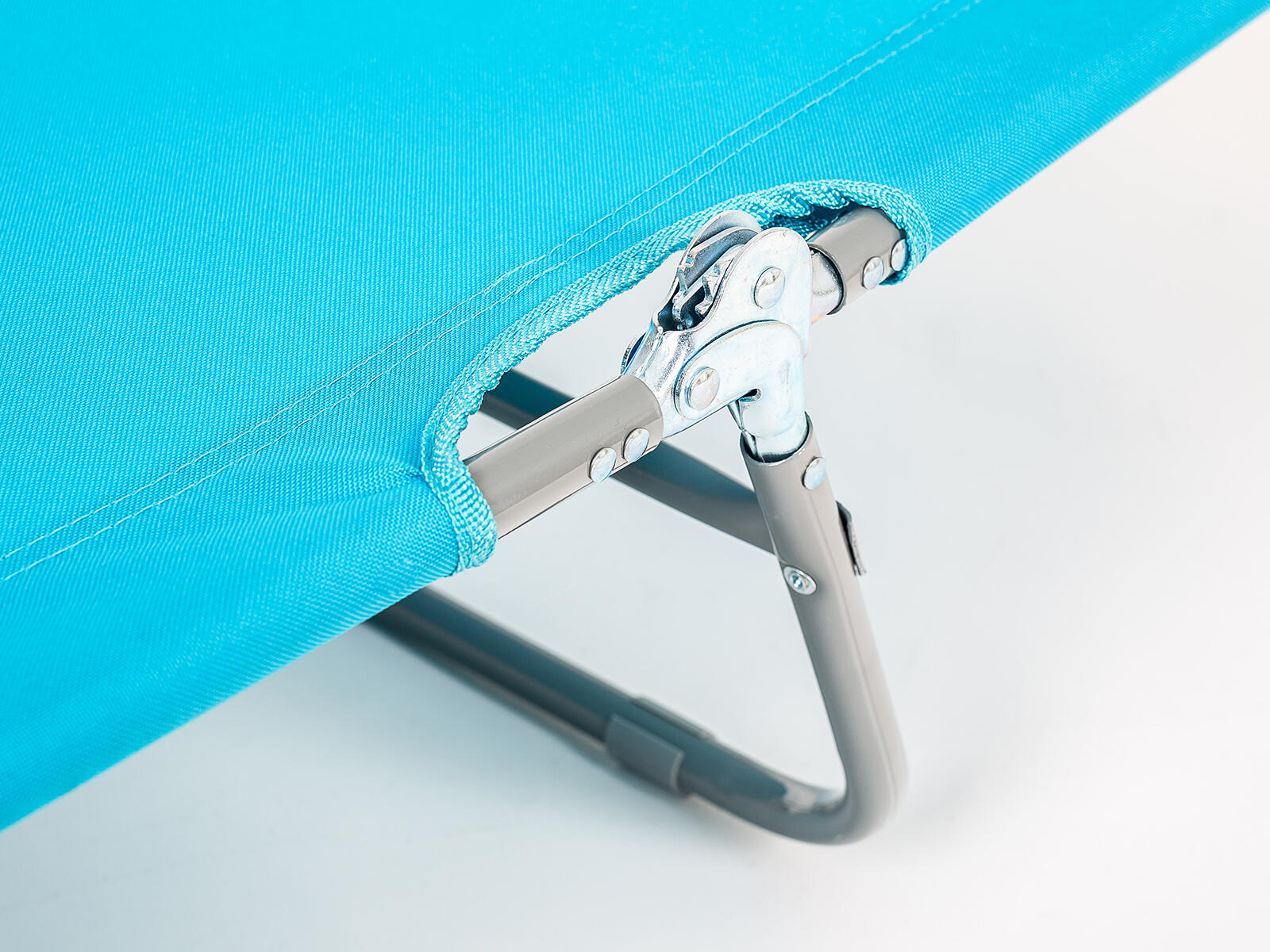 lehátko SUNBAY kov.186x53x24cm MO sv., nosnost 100kg 3.8 Kg MTA MAXMIX Sklad14 327050