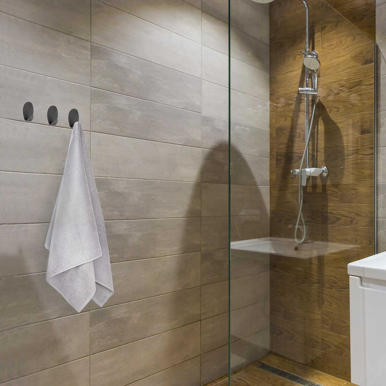 háček samolepicí ovál ocel ČER (3ks) 0.3 Kg MTA MAXMIX Sklad14 395244