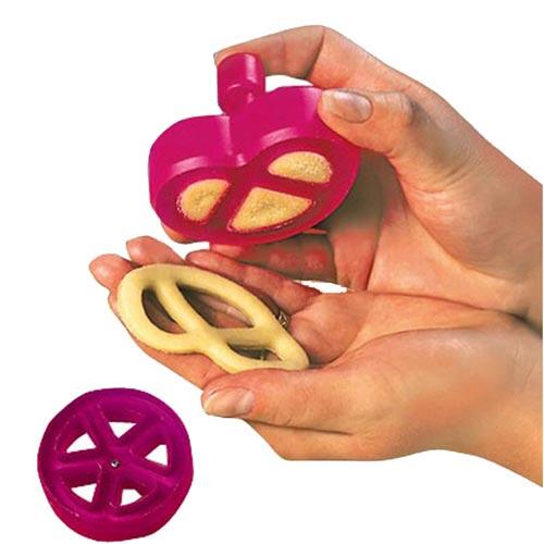 vykrajovačka na preclíky pr.7cm PH sada 2díl. 0.06 Kg MTA MAXMIX Sklad14 342211