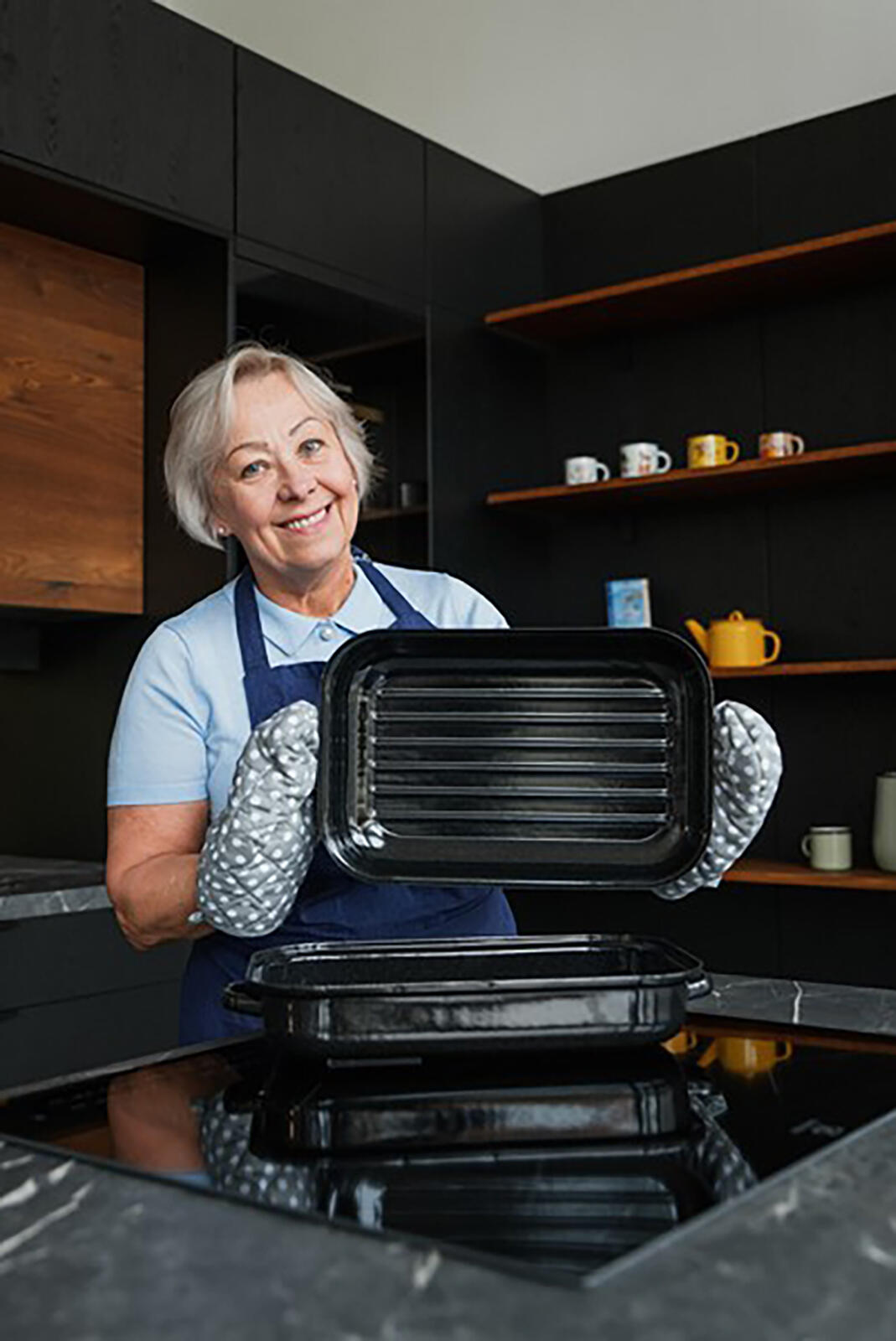 pekáč 40x26cm smalt.povrch 2díl. vlnka