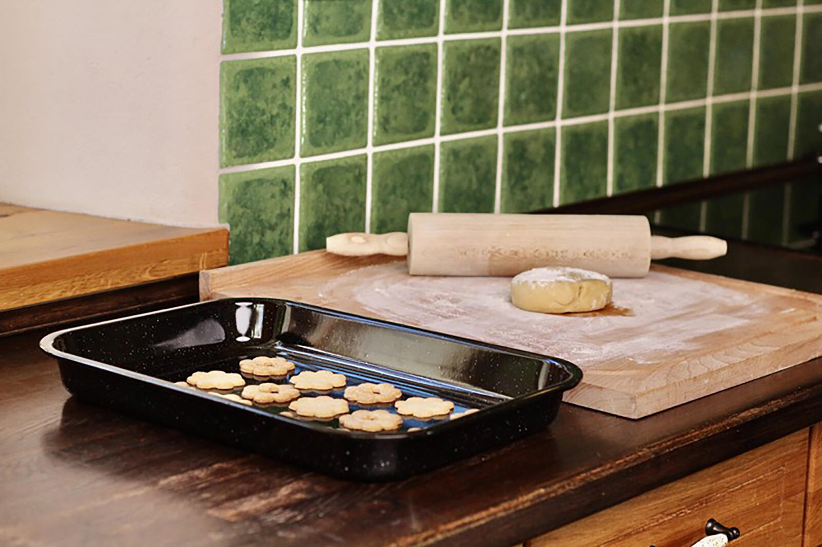 plech na pečení 36,5x29,5x5cm smalt.povrch