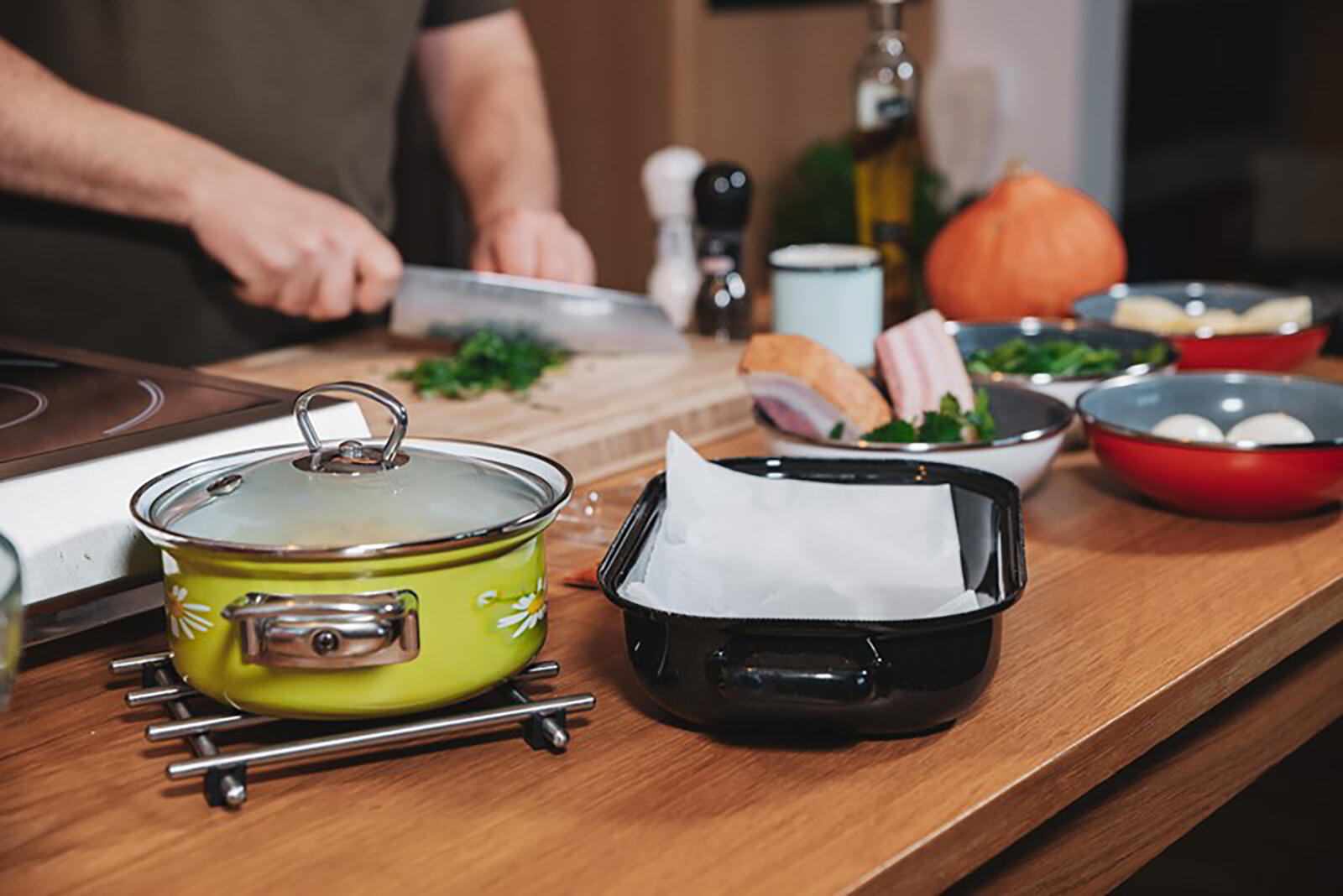 pekáč 25x17cm smalt.povrch 2díl. hladký