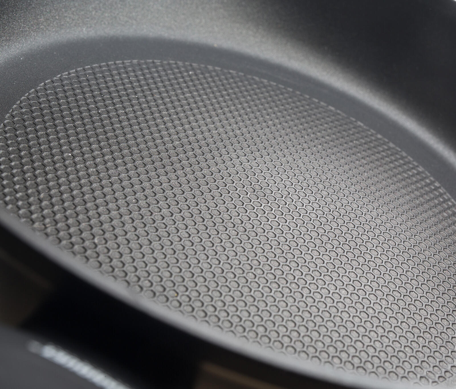 pánev 20x4,9cm nepřiln.povrch GRAZIA