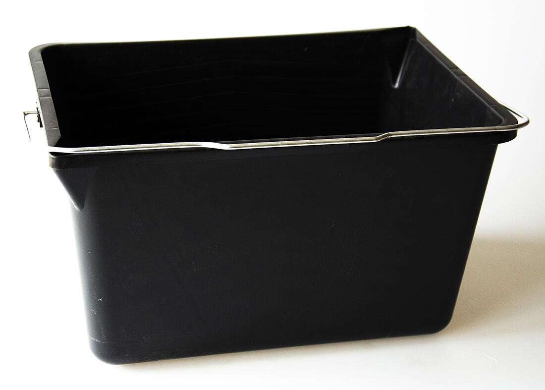 vědro na barvu 12l obdelník. PH ČER 0.58 Kg MTA MAXMIX Sklad14 716584