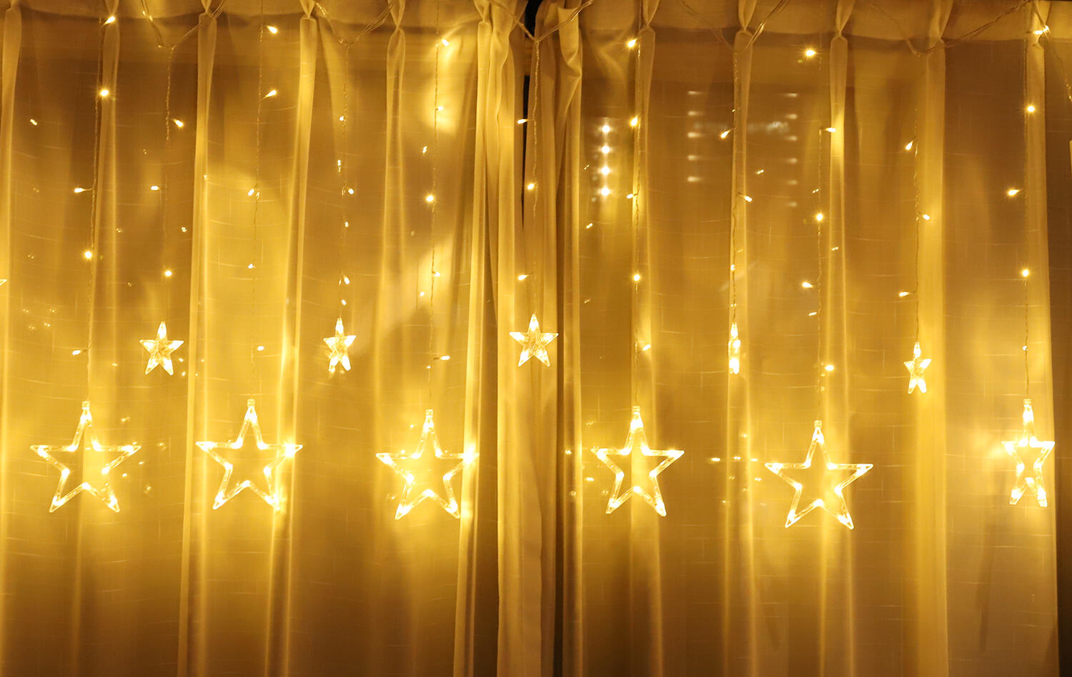 osvětlení vánoční 4,5m 138LED ZÁVĚS, HVĚZDY 0.4 Kg MTA MAXMIX Sklad14 791916 8590419795762