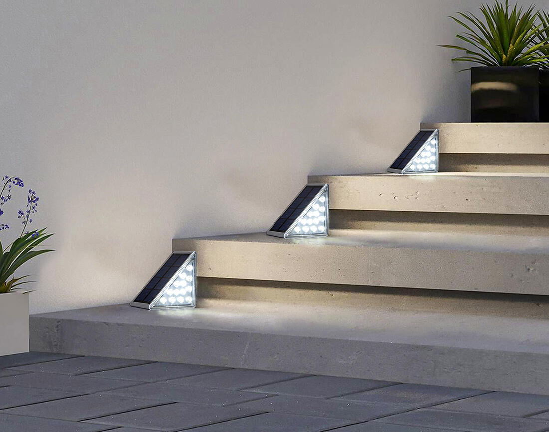 světlo na schody solární 8x5,5x8cm 13LED BÍ světlo, PH 0.11 Kg MTA MAXMIX Sklad14 797471