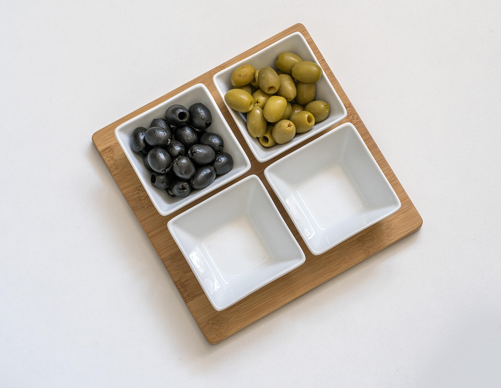 miska sada 5díl.(4xmiska,1xtác) 20x20cm porcelán/bambus BRILLANTE 0.9 Kg MTA MAXMIX Sklad14 267166