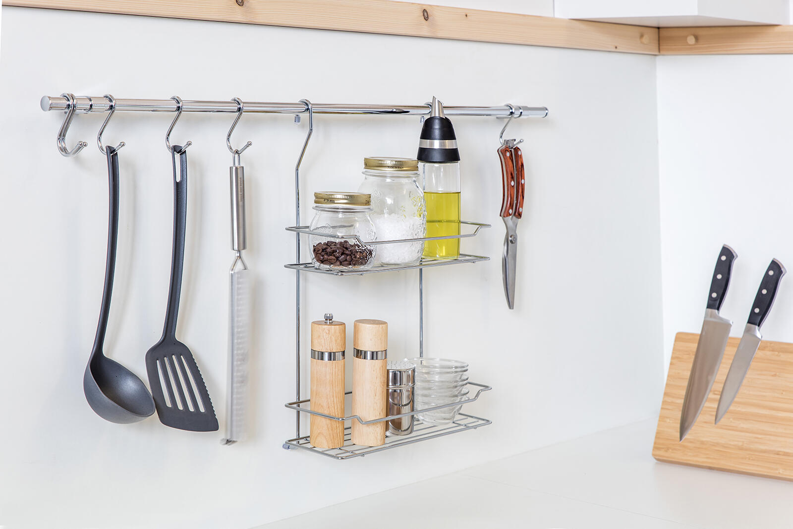 tyč závěs.na kuch.náčiní 60cm VARIELLA 0.32 Kg MTA MAXMIX Sklad14 267305