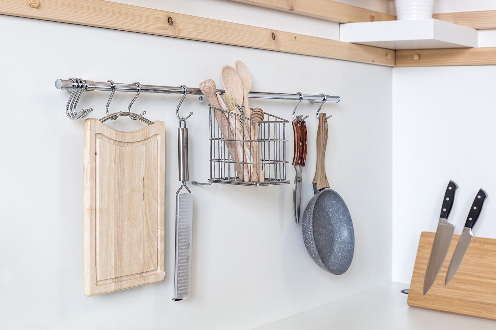 tyč závěs.na kuch.náčiní 90cm VARIELLA 0.47 Kg MTA MAXMIX Sklad14 267306