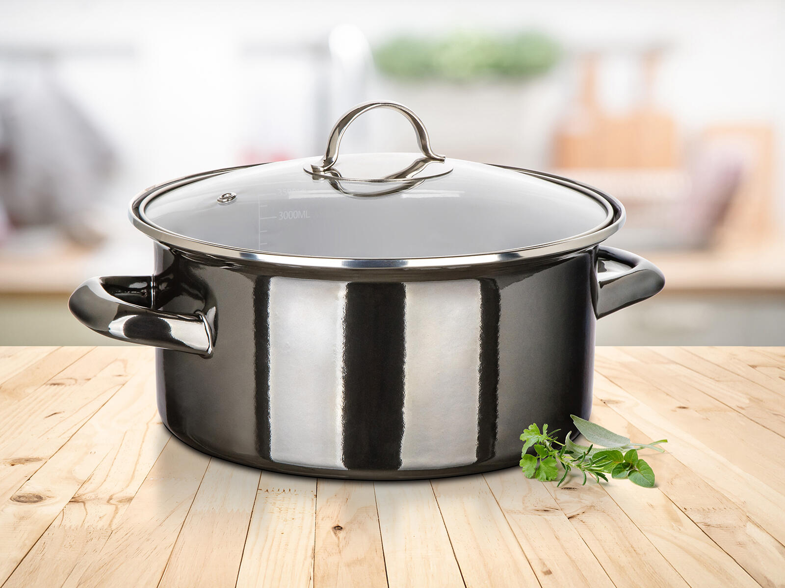 hrnec + skl.poklice pr.22cm 3,7l METALLIC Black 1.38 Kg MTA MAXMIX Sklad14 287326