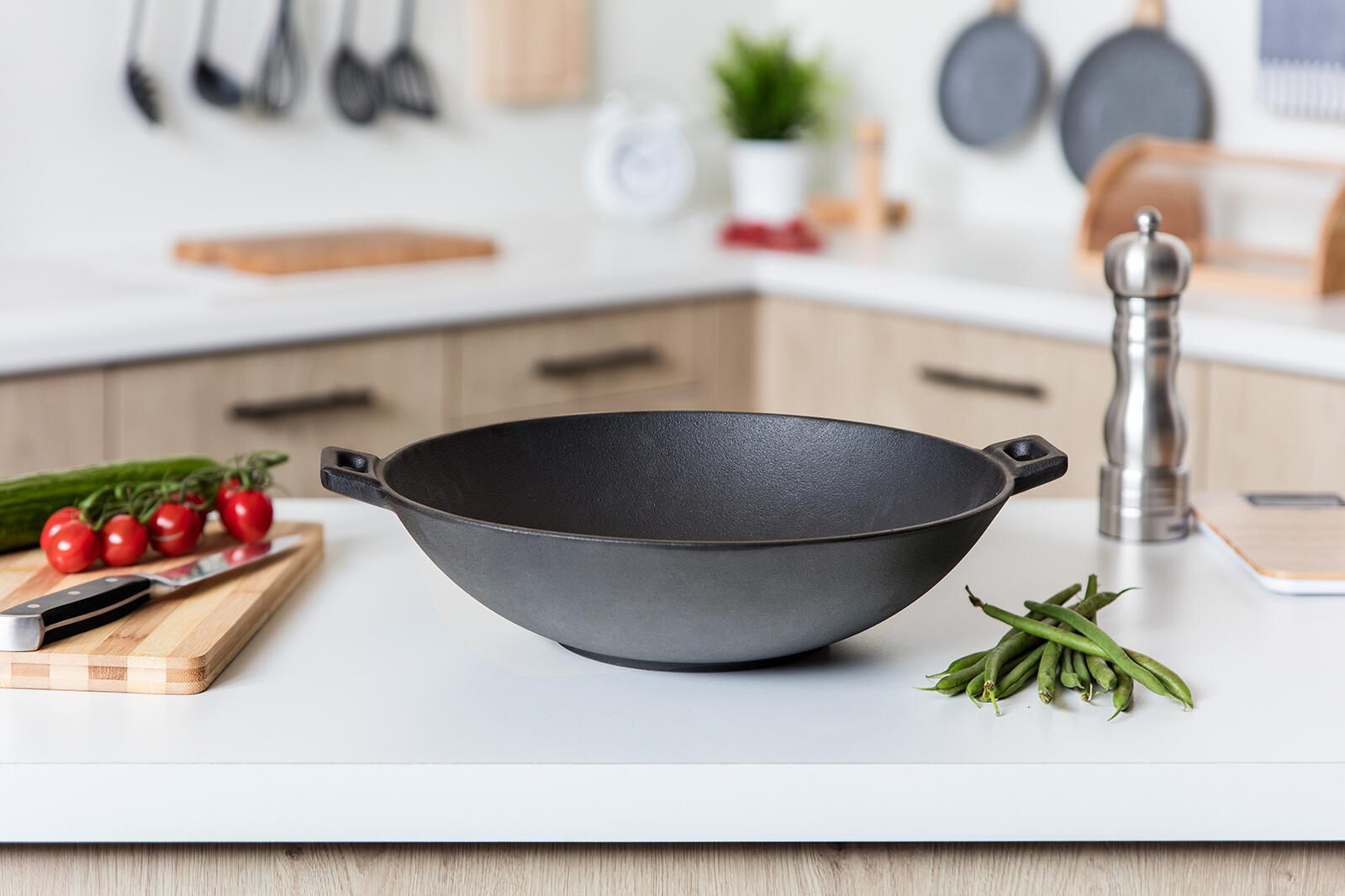 pánev WOK 36,5cm EXCELLENT litna ČER 3.96 Kg MTA MAXMIX Sklad14 287606